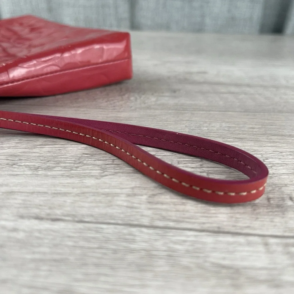 Coach Pink Patent Leather Wristlet Purse Clutch Y2K Shiny Fair